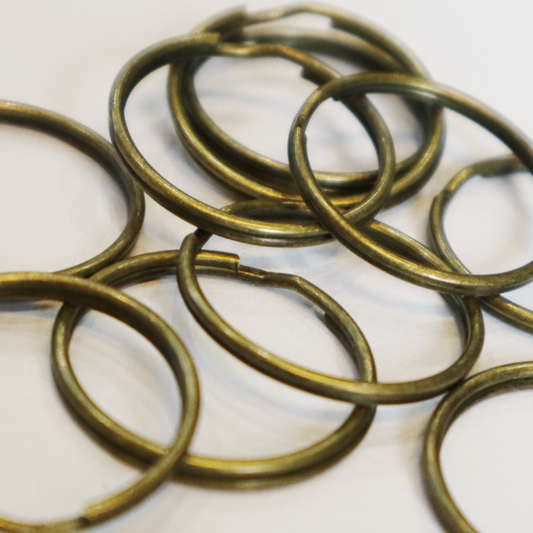 28mm Brass-look Keyrings, pack of 50