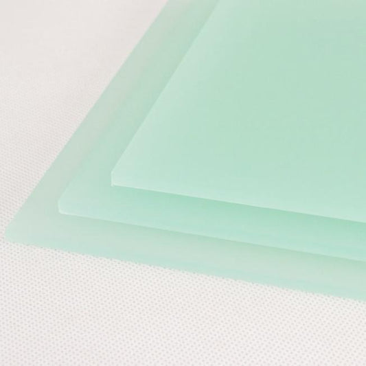 CLEARANCE: 12mm Frost Glacier Green S26T21, 1000x600mm